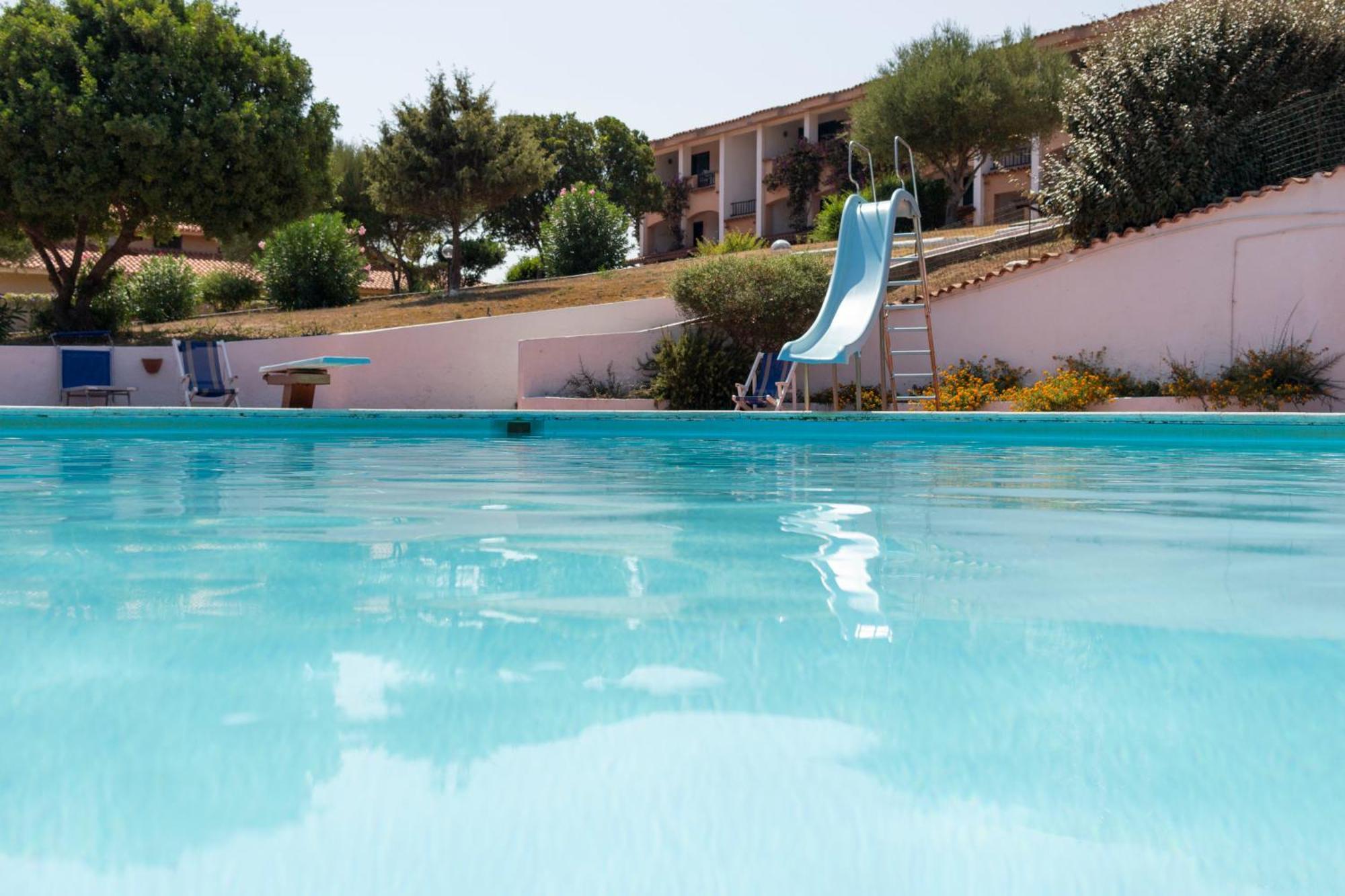 Appartamento Trilocale Vista Piscina Baja Sardinia Exterior foto