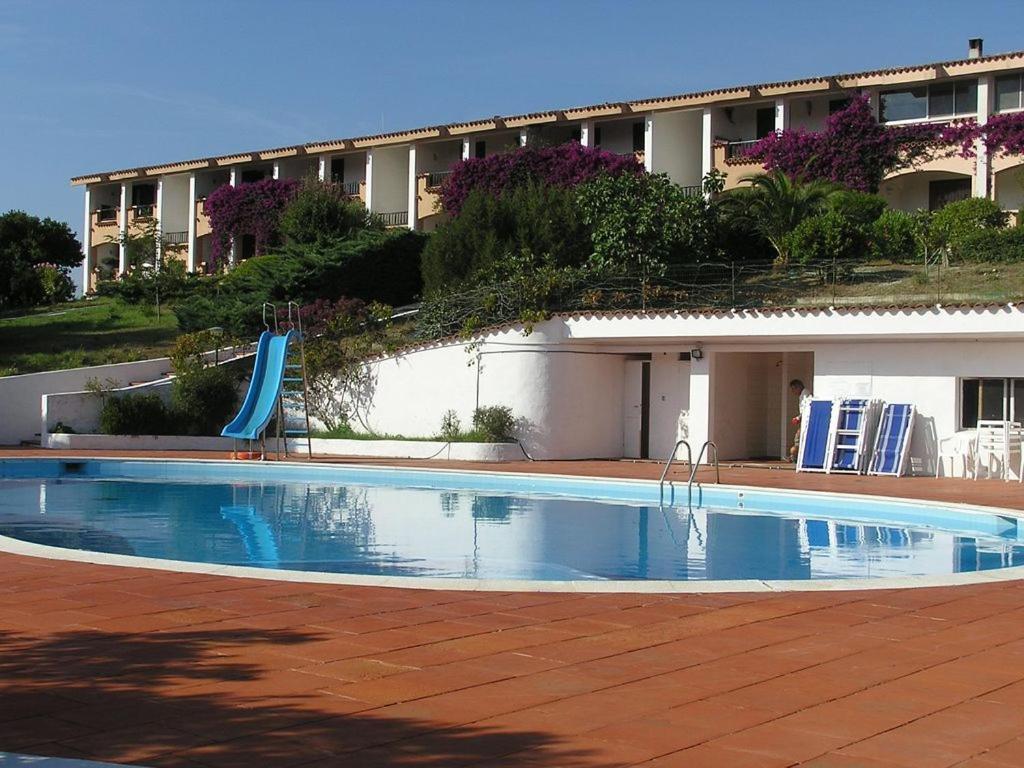 Appartamento Trilocale Vista Piscina Baja Sardinia Exterior foto